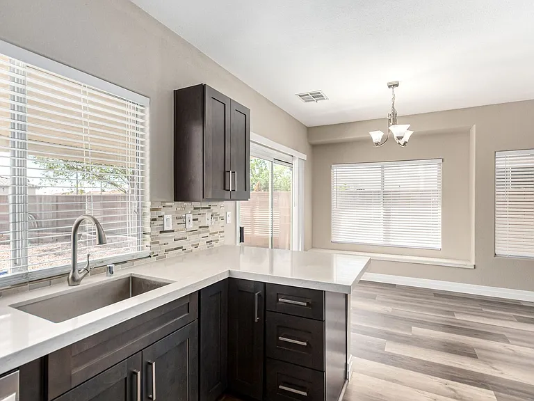 5856 Golden Wing St — Photo 15