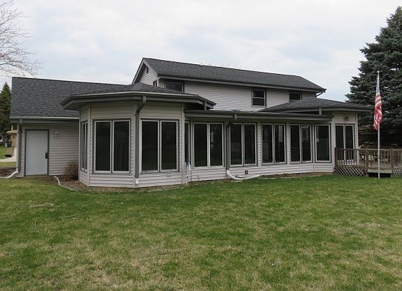 2nd image of 2977 W Briarwood Dr