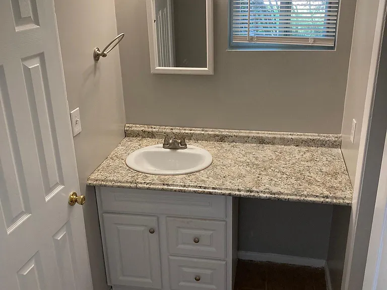 765 Saint Charles Ave NE #3 — Photo 6