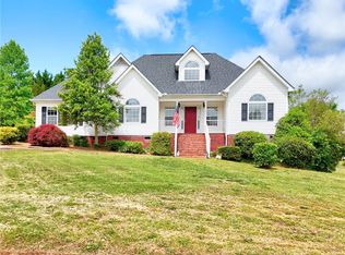 333 Crowfield Dr, Liberty, SC 29657