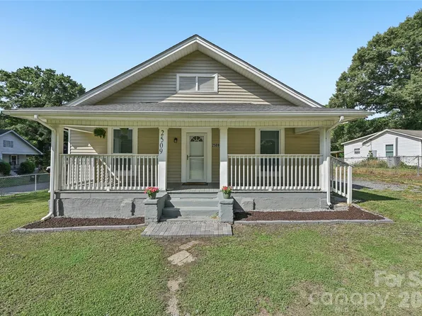 2509 Gardner St, Gastonia, NC 28056