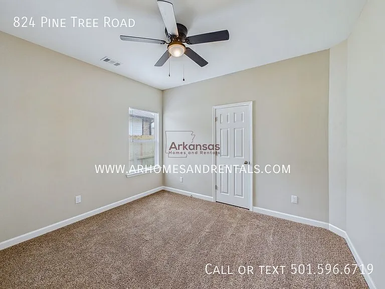 824 Pine Tree Rd — Photo 10