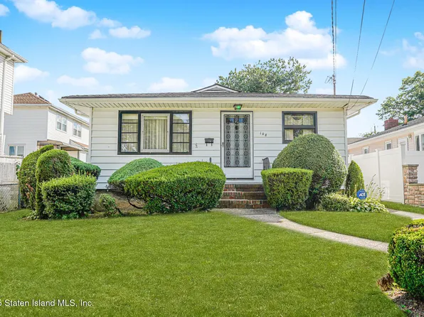 108 Adams Ave, Staten Island, NY 10306