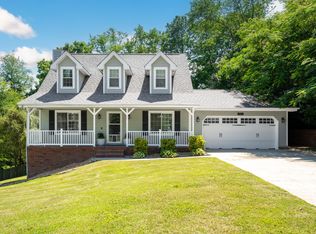 455 Sandalwood Dr, Hixson, TN 37343
