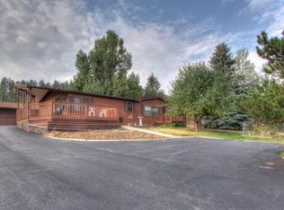 10581 Dogwood Ln, Rapid City, SD 57702