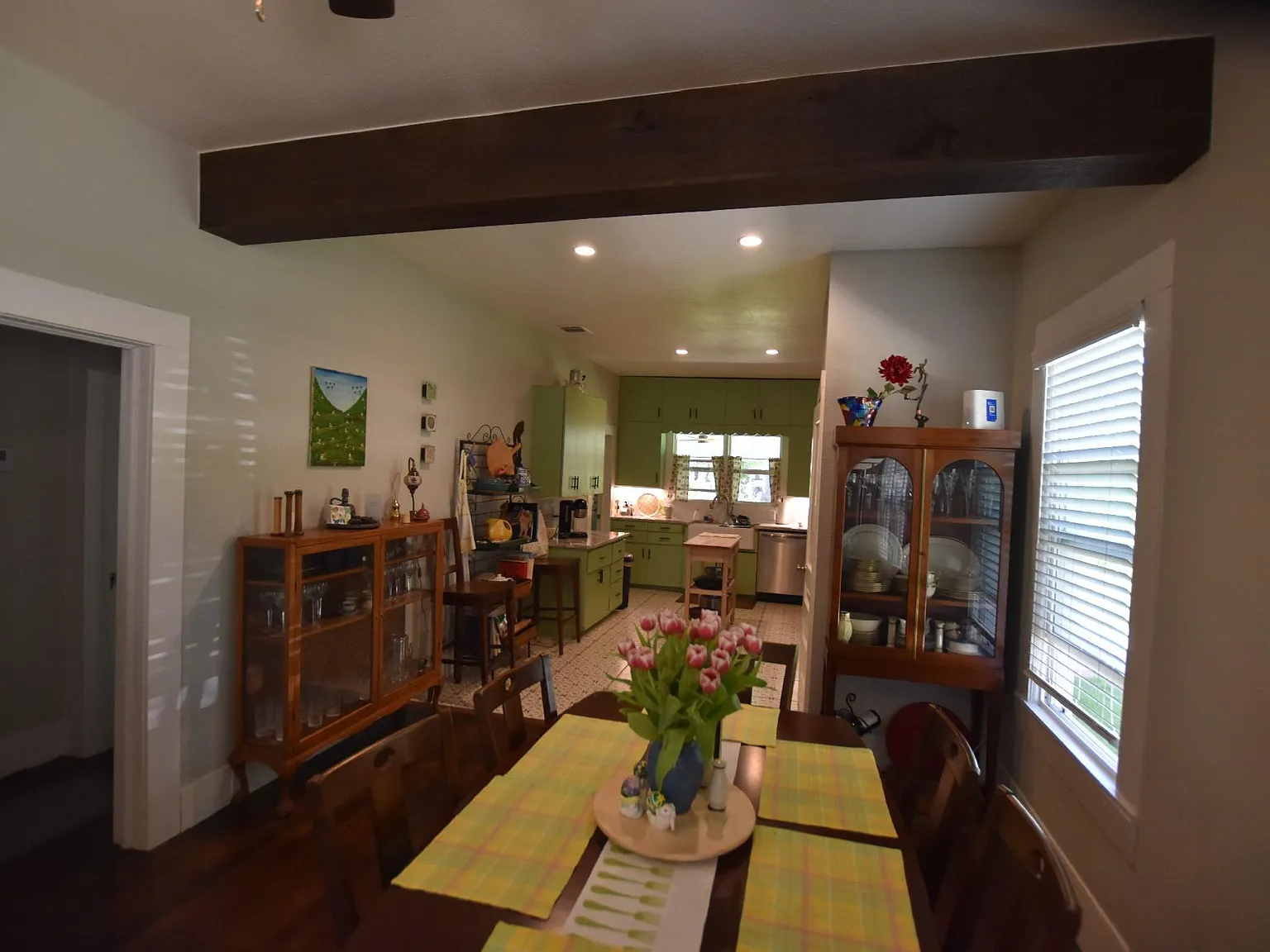 3 bed, 1248 sqft, $1,600 — Photo 3