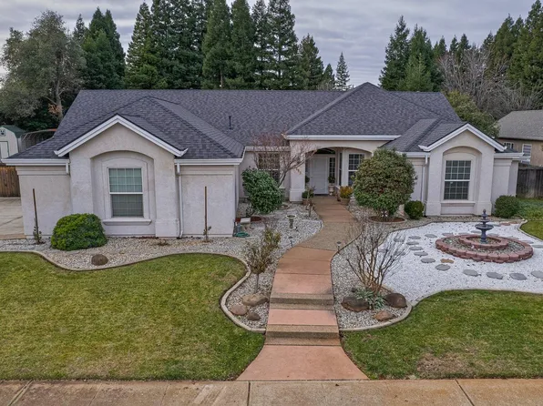 4465 Brittany Dr, Redding, CA 96002