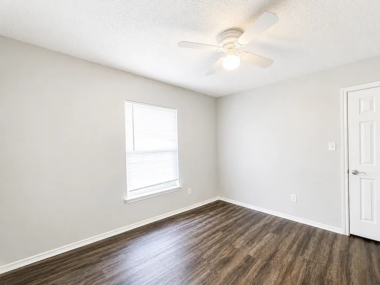 7903 Bramble Bush Dr — Photo 14