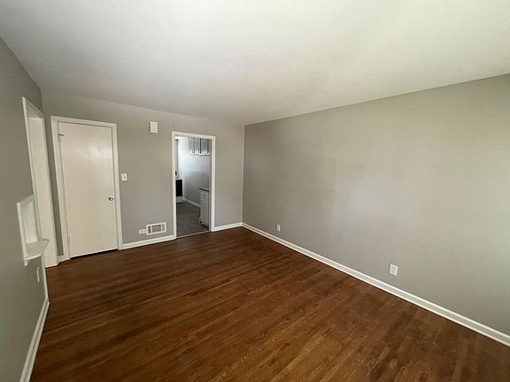 4th image of 2042 S Pinecrest St #0