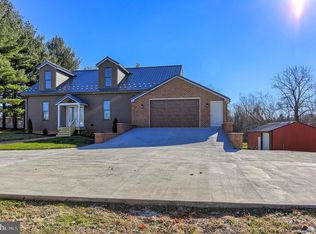 7722 Altland Ave, Abbottstown, PA 17301