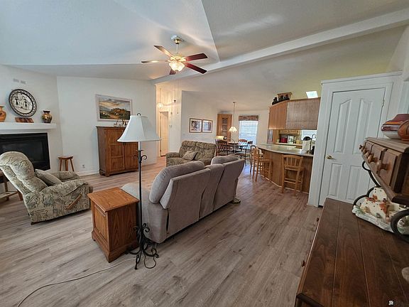 5th image of 11341 E 39th Pl