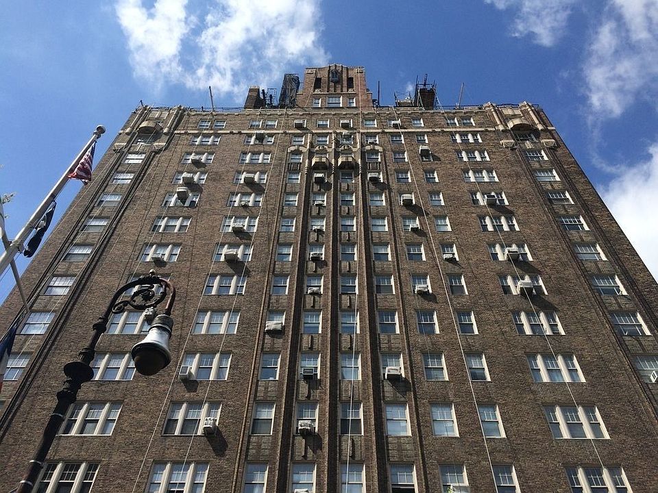 1st image of 45 Christopher St APT 11C