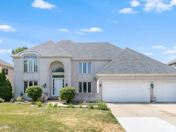 949 Naples Ln, Woodridge, IL 60517