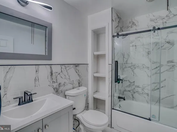 2135 Granite St, Philadelphia, PA 19124