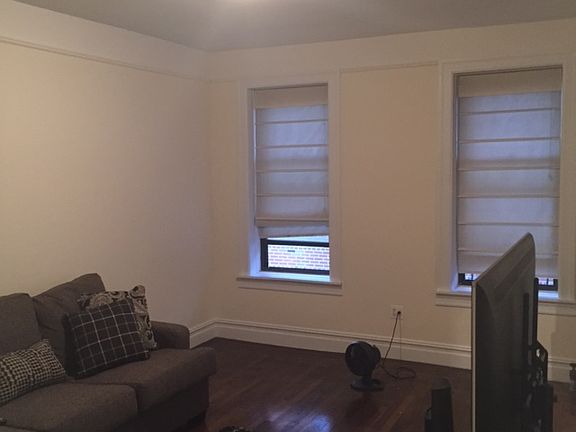 4th image of 20202 43rd Ave #3C