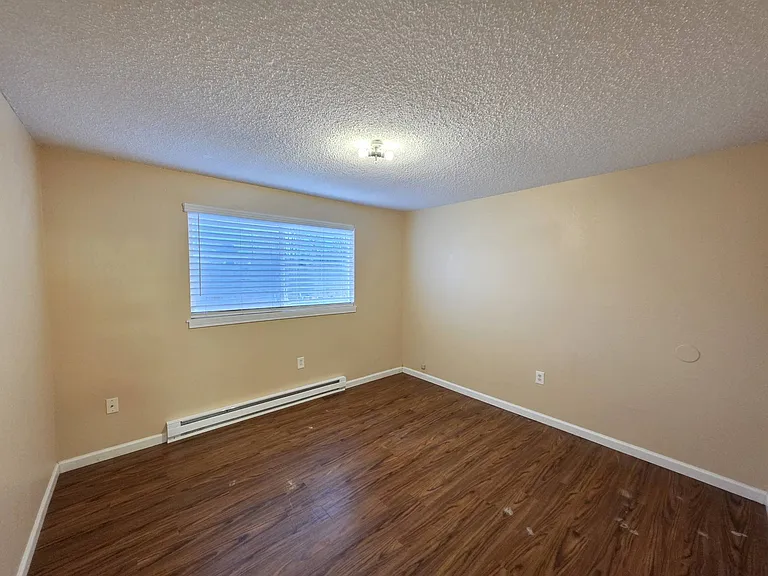 404 Belle Ave #2 — Photo 19