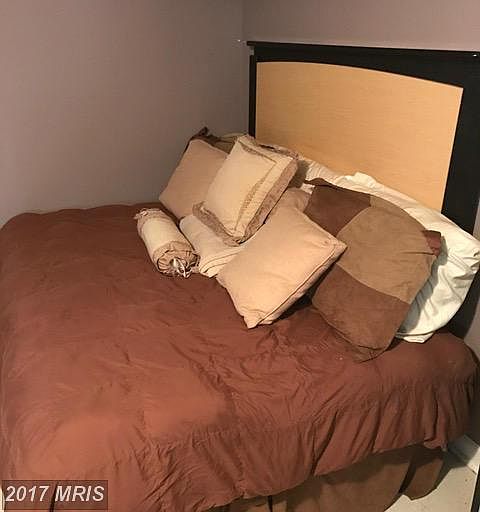 2nd image of 1174 46th Pl SE