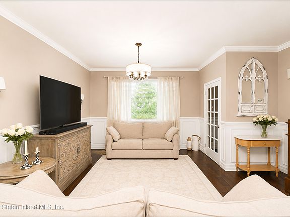 5th image of 278 Barnard Ave
