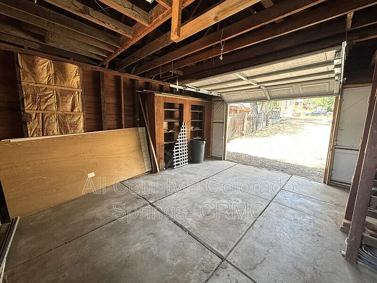 811 E Kiowa St — Photo 25
