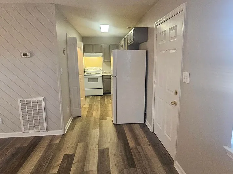 Windgate Apartments — Photo 26