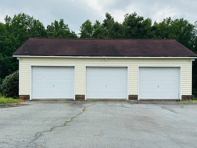 9009 Poplar Tent Rd — Photo 3