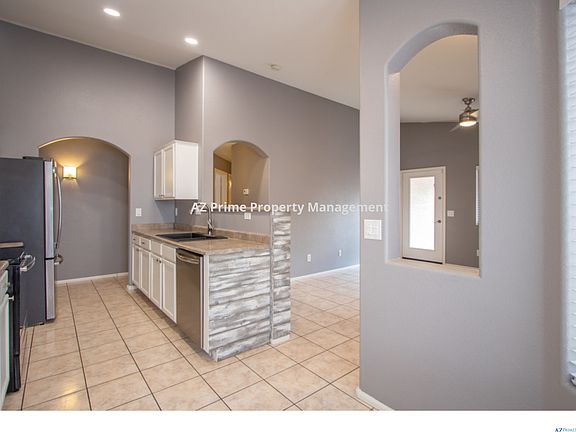 4th image of 16643 W Belleview St