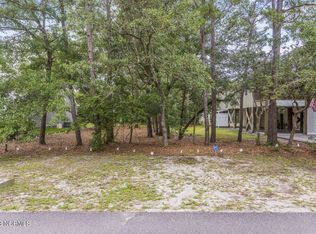 158 NW 9th St, Oak Island, NC 28465