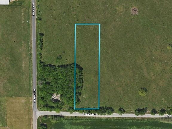 2nd image of Old Tioga Rd #2