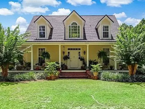 131 Forest Lake Ct, Folkston, GA 31537