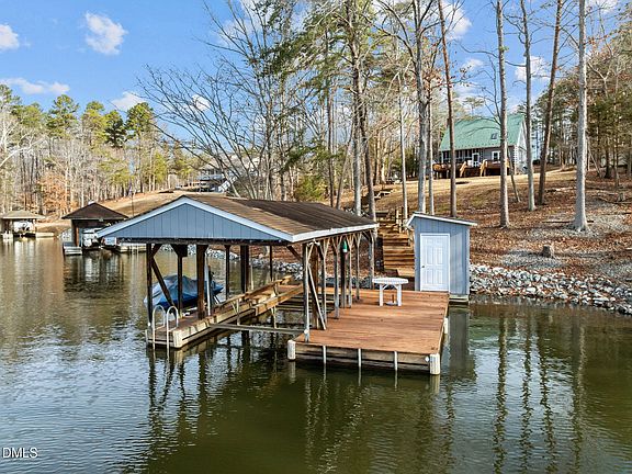 2nd image of 594 Beaver Dam Rd