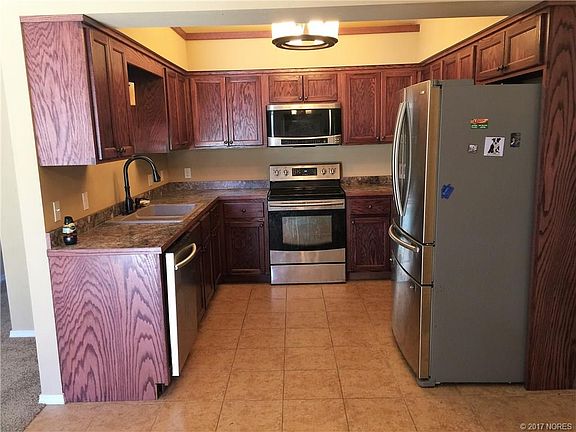 2nd image of 717 S Hughes Ave