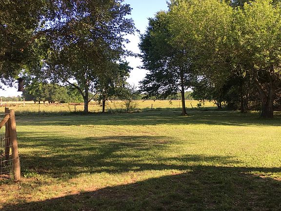 Large back yard with no neig