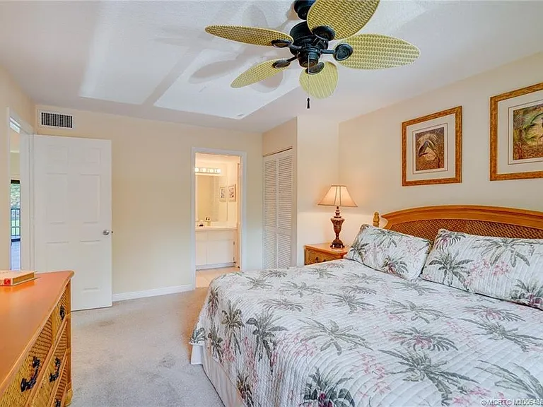 271 NE Edgewater Dr #271 — Photo 35