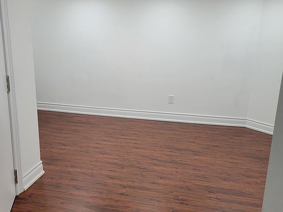 4th image of 1 Netherway Cres