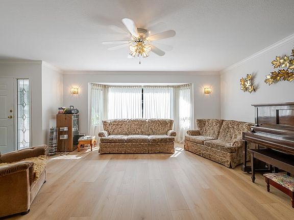 3rd image of 25465 Hilland Ave