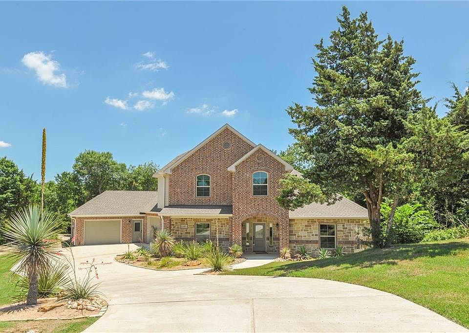 1st image of 1350 Creek Cir