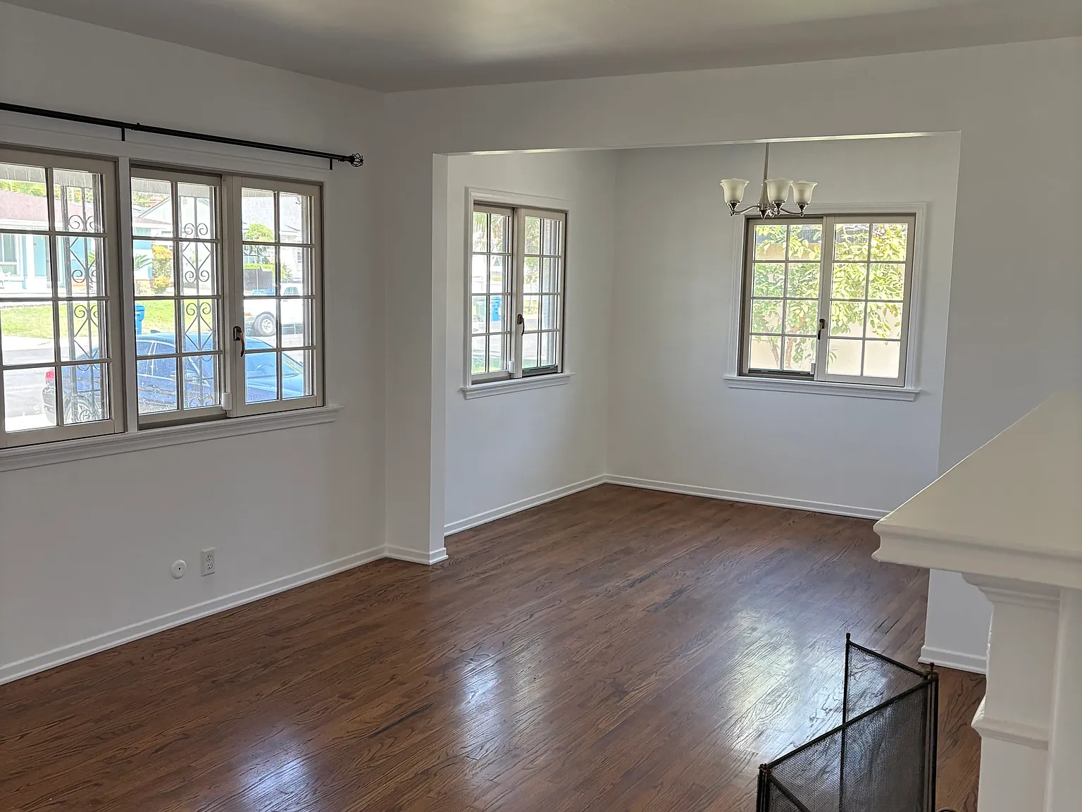 15220 Cullen Street — Photo 4