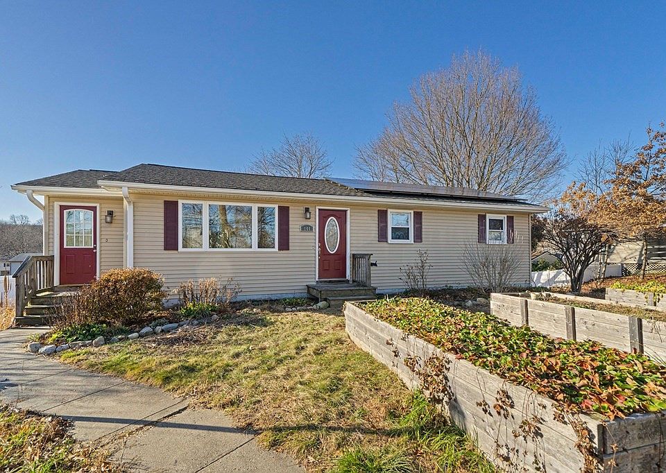 148 St, Auburn, MA 01501 Zillow