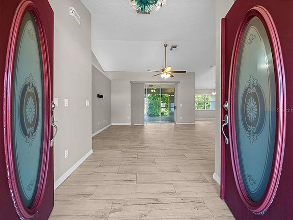 3rd image of 10707 SW 74th Ave