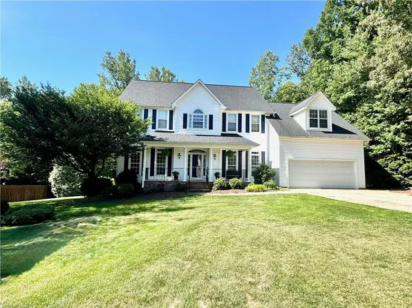 6997 Saratoga Ct, Summerfield, NC 27358