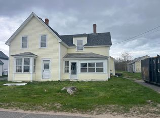 103 Sargent St, Winter Harbor, ME 04693