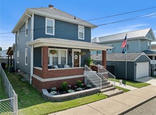 614 Hickory St, Martins Ferry, OH 43935