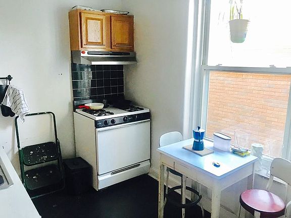 2nd image of 3078 38th St APT 4A