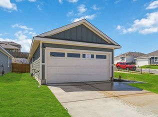 110 Schuenemann Way, Uhland, TX 78640