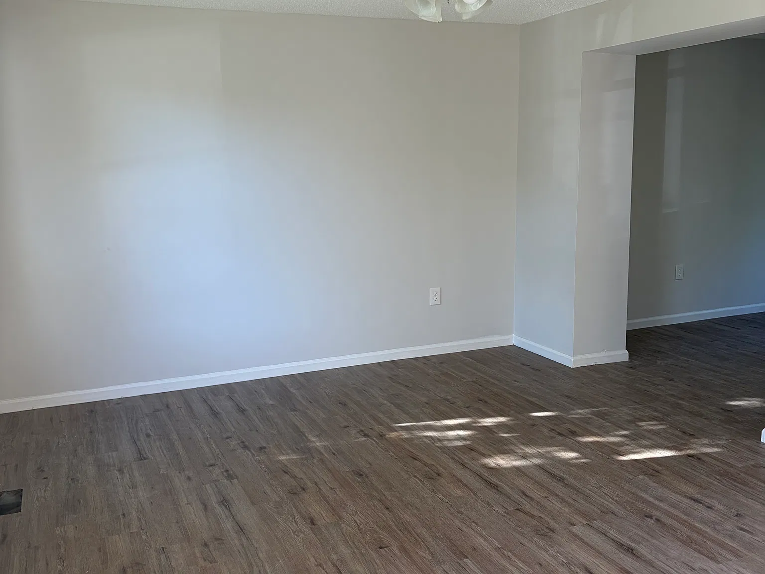 4 bed, 2.5 bath, 1842 sqft, $2,900 — Photo 2