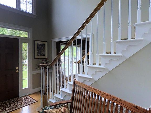 2nd image of 26 Lafoy Dr
