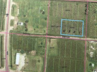 702-708 W Dayton Ave, Seadrift, TX 77983