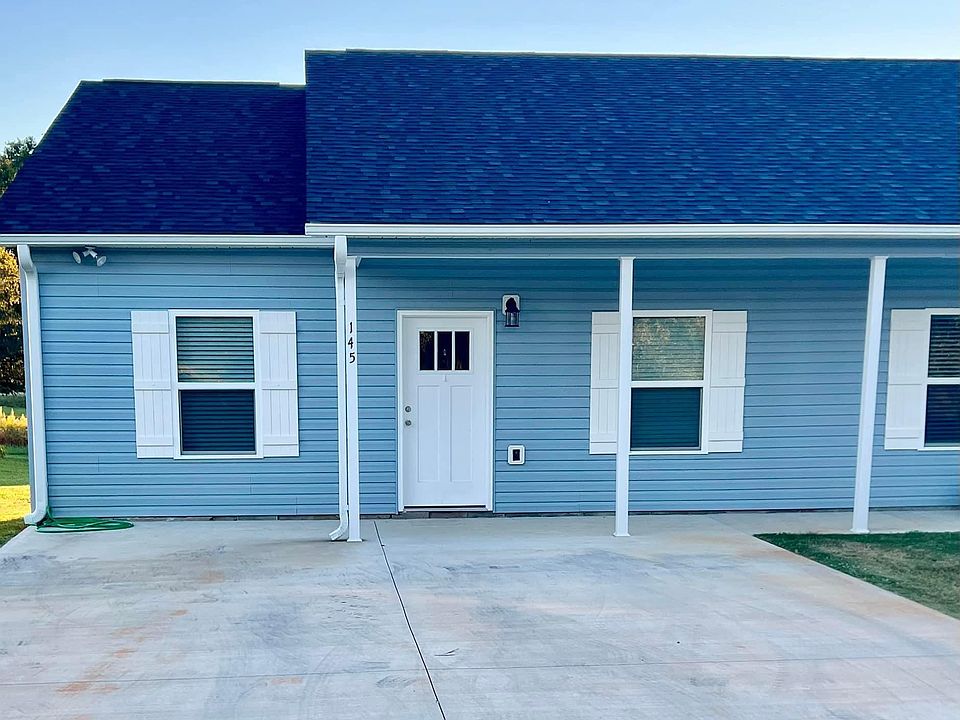 1st image of 123 Peachtree Ln #123