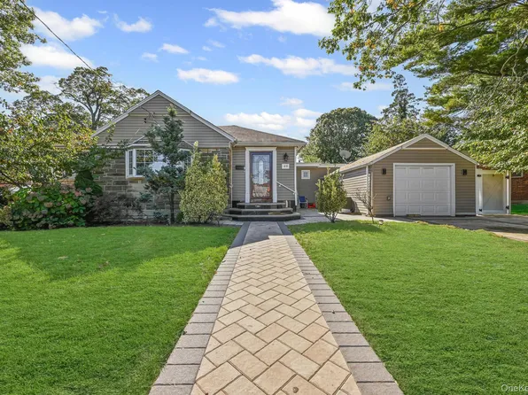 49 Ashely Drive, Valley Stream, NY 11580