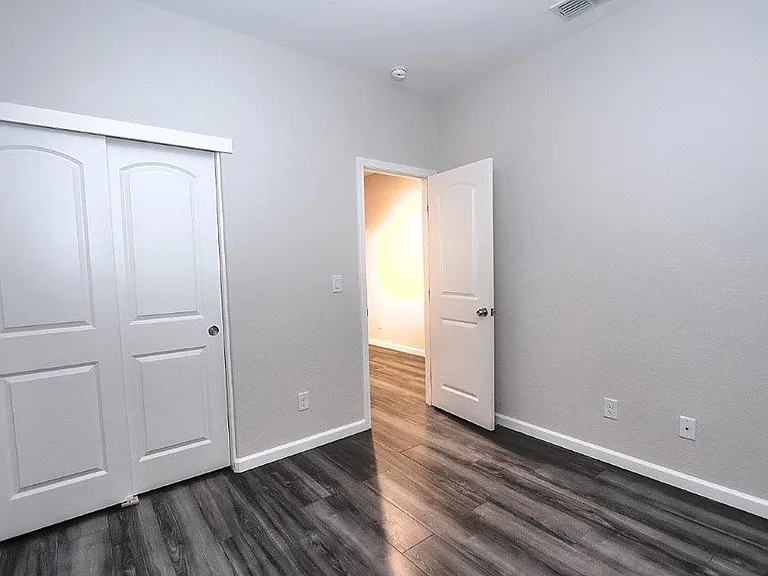 9049 Hourglass Cir — Photo 39